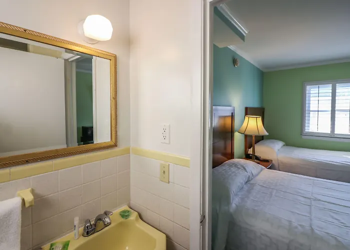 Madison Motel 2*